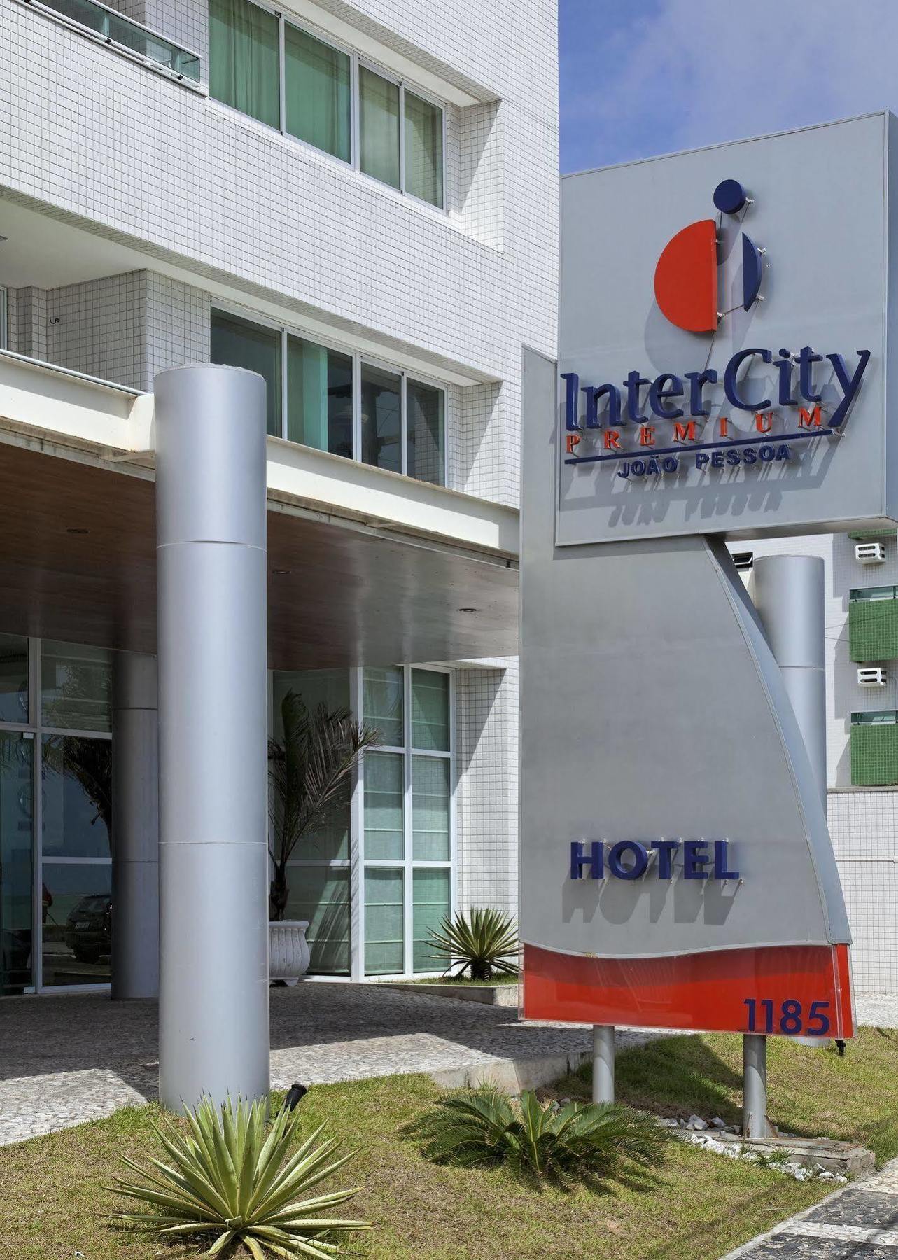 Intercity João Pessoa Exterior foto